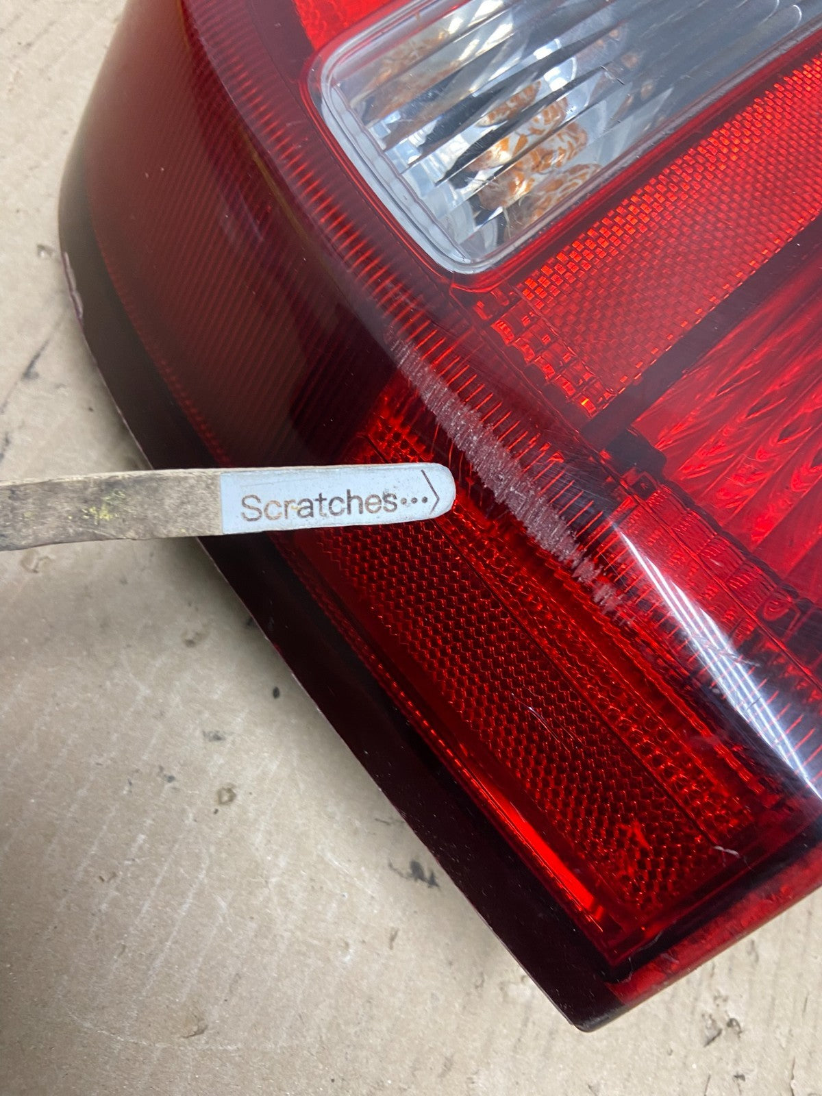 1999-2003 Volvo S80 Left Driver LH Side Tail Light AF5911 DW3