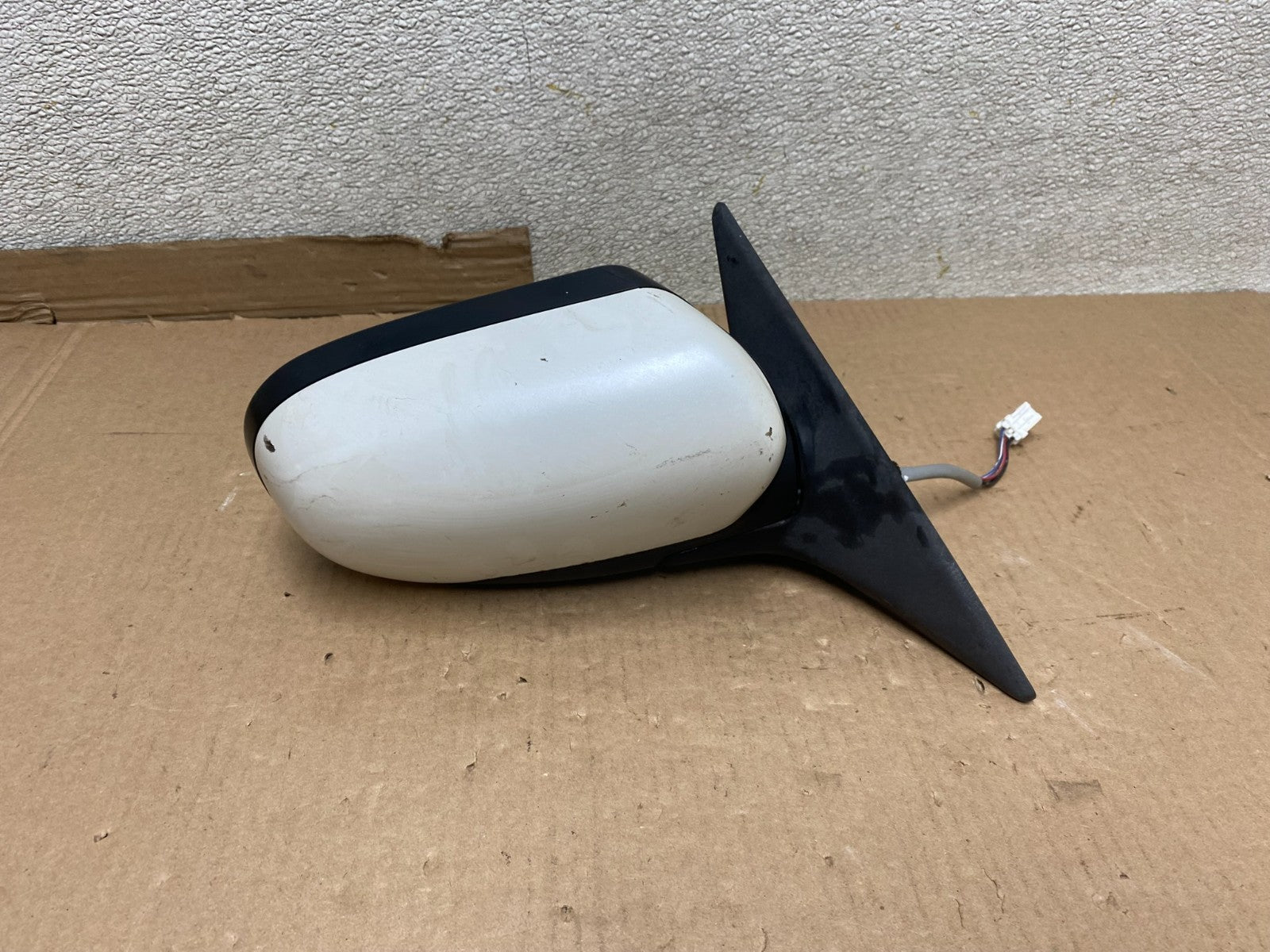 2005-2009 Subaru Legacy Outback Right Passneger Side Door Mirror u8410 DG0