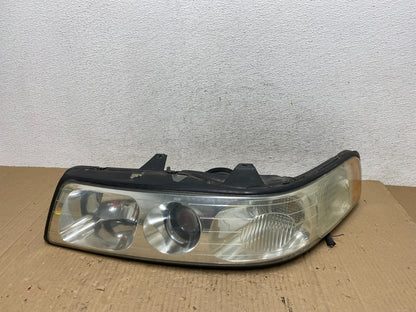 1998 to 2004 Cadillac Seville Left Driver LH Side Headlight AE9047 DW0