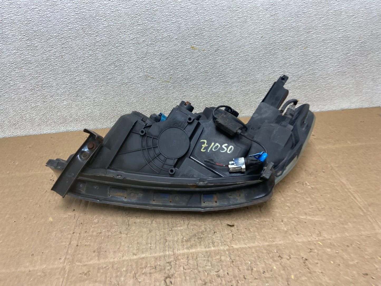 2004 2005 Honda Civic Sedan Headlight Halogen Right Passenger Rh Z1050 DW7