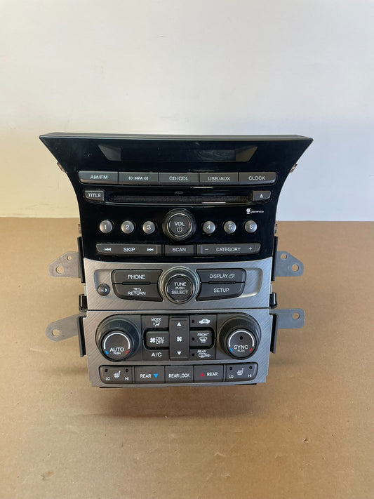 2013 to 2015 Honda Pilot AM FM CD Audio Radio Player Climate Control AF5580 DG0