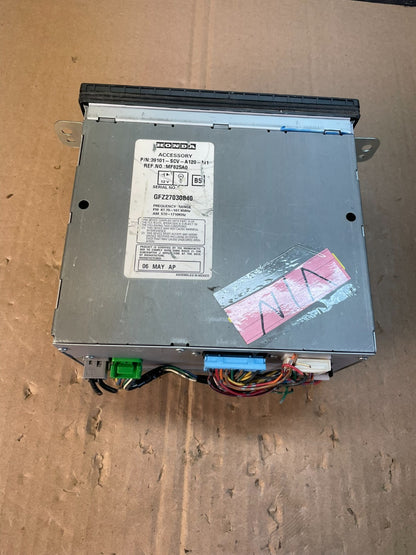 2003-2006 Honda Element Radio AM FM Stereo Cd Player AD5963 DG5