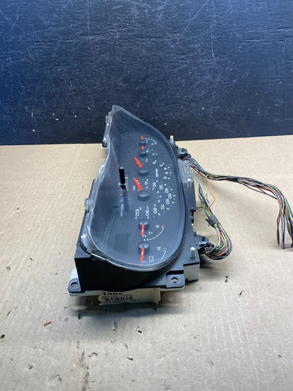 2006 Ford E350 Gauge Speedometer Cluster ag9364 DG2