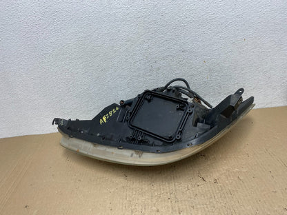 2004-2005 Toyota Sienna Right Passenger Halogen Headlight AF2826 DW9