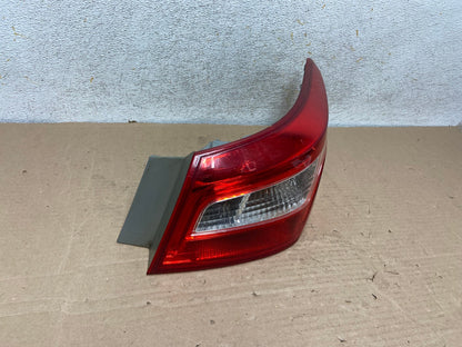 2016 2017 2018 Nissan Sentra Right Passenger RH Side Tail Light AH9501 LK2