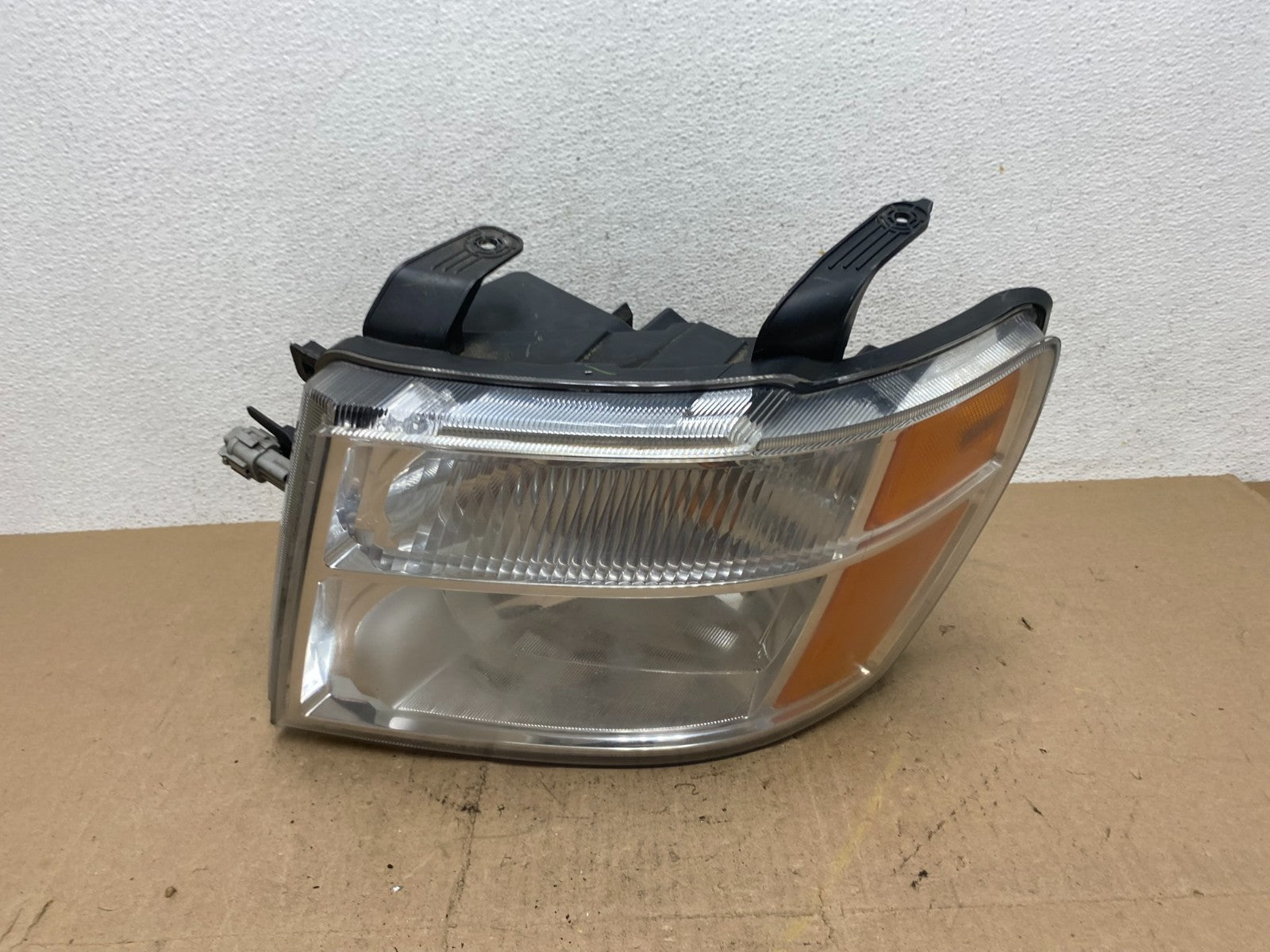 2012 to 2021 Nissan NV1500 NV2500 NV3500 Left Driver Headlight AE6895 DW0