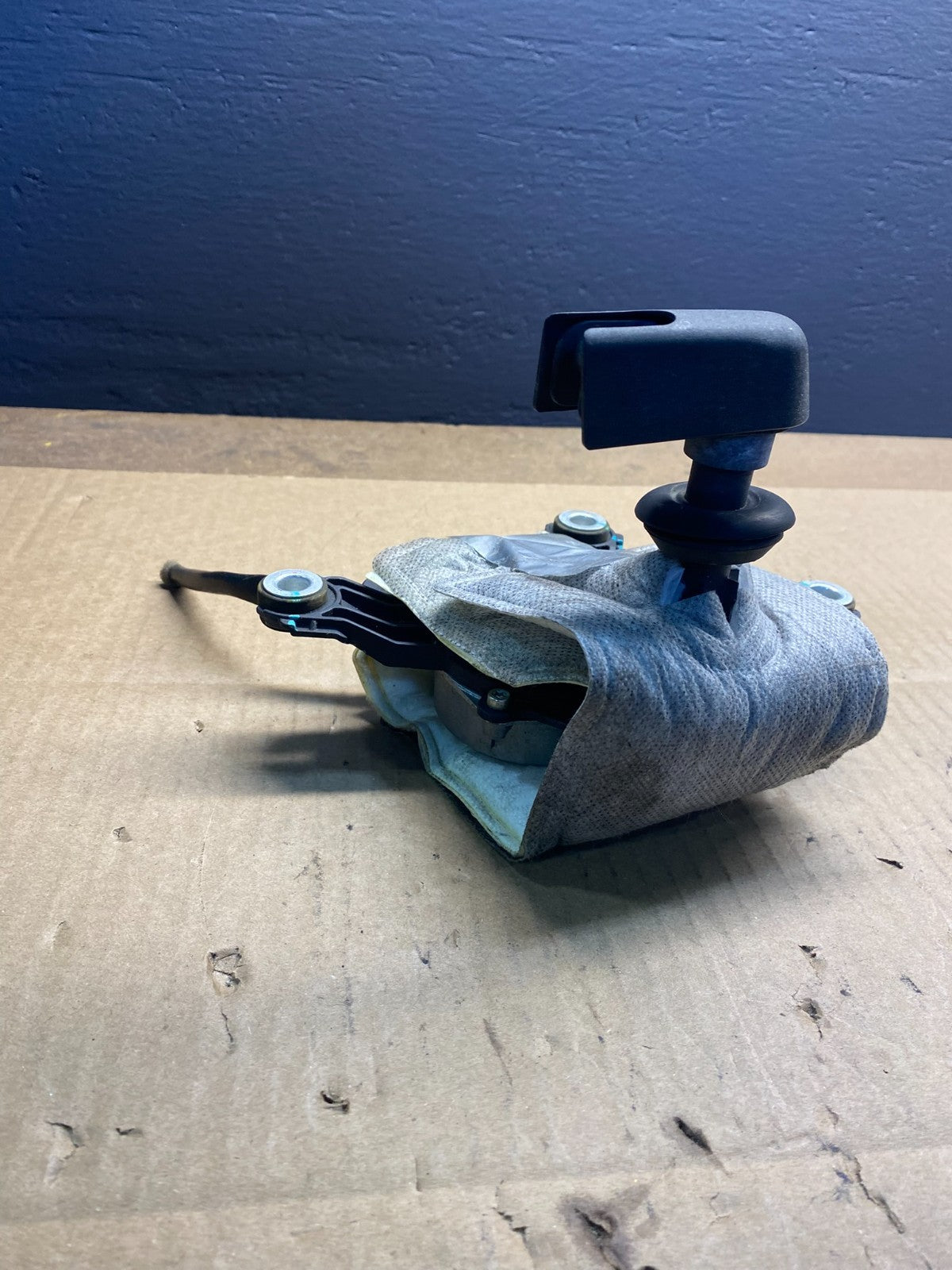 2017 to 2021 Nissan Rogue Rear Windshield Wiper Motor OEM AB4106 DG2