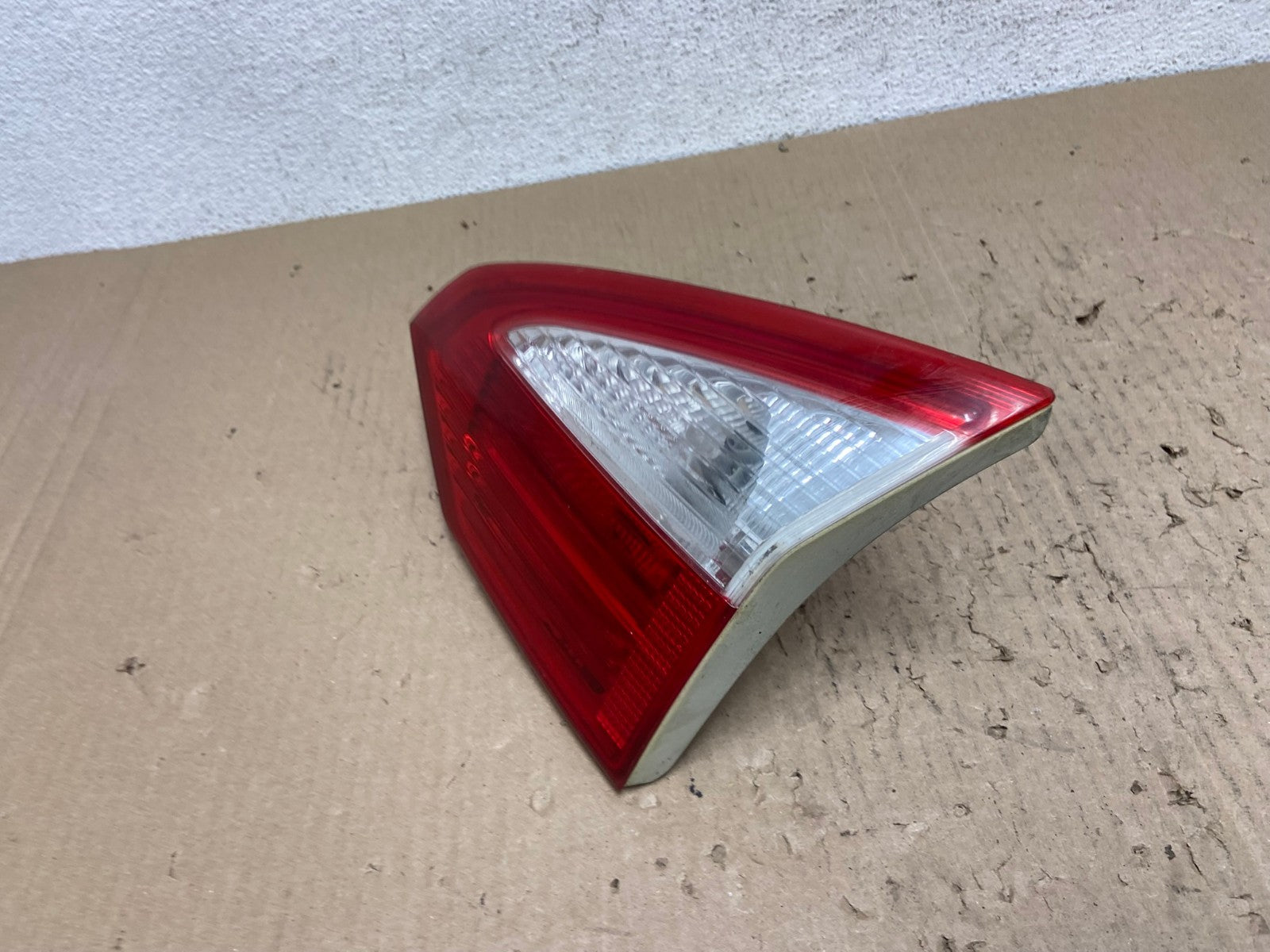 2014-2019 Ford Fiesta Right Passenger RH Tail Light Inner AE9856 LK1