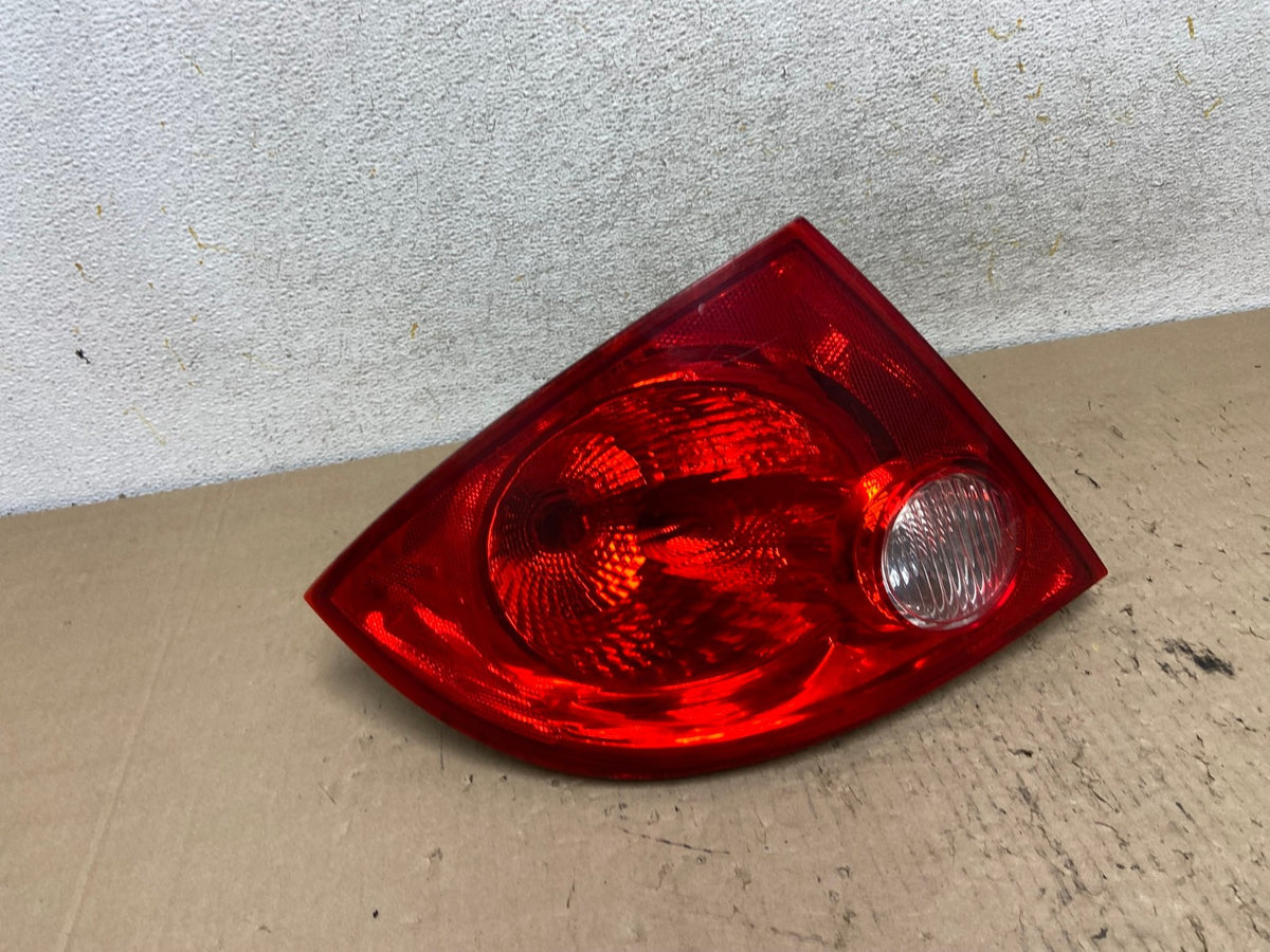 2005-2010 Chevrolet Cobalt Sedan Left Driver Side Tail Light AI2517 LK0