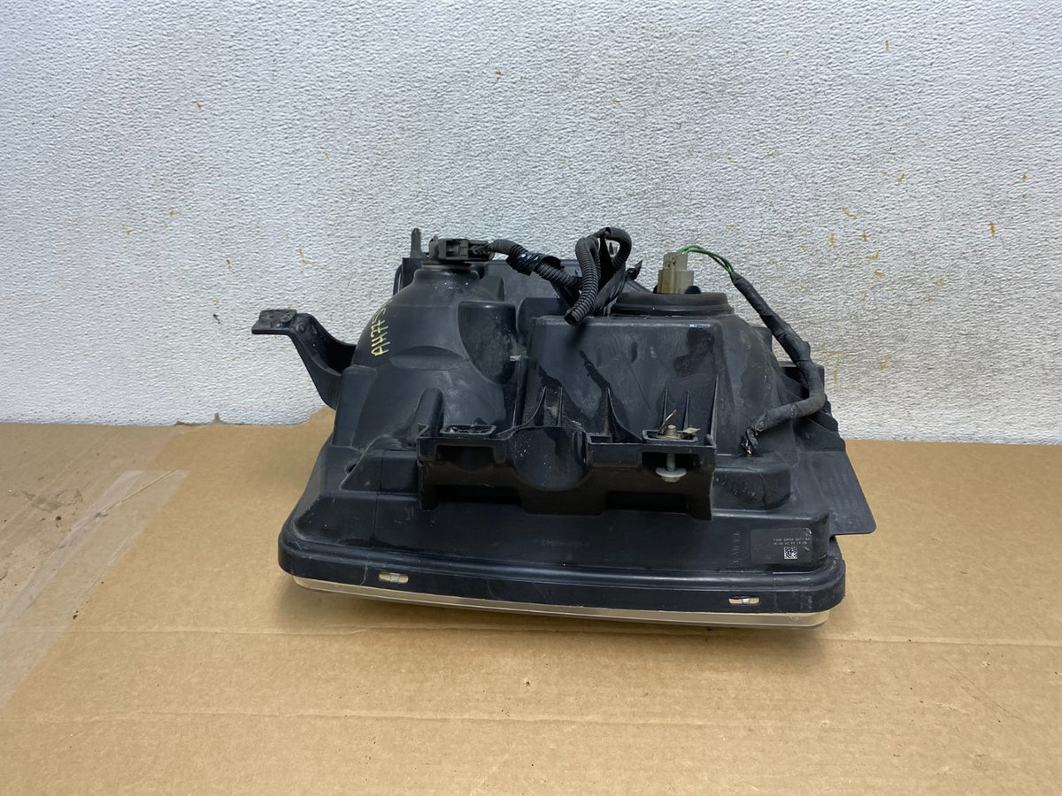 2008 to 2010 Ford F250 Super Duty Right Passenger RH Side Headlight AH7754 DW7