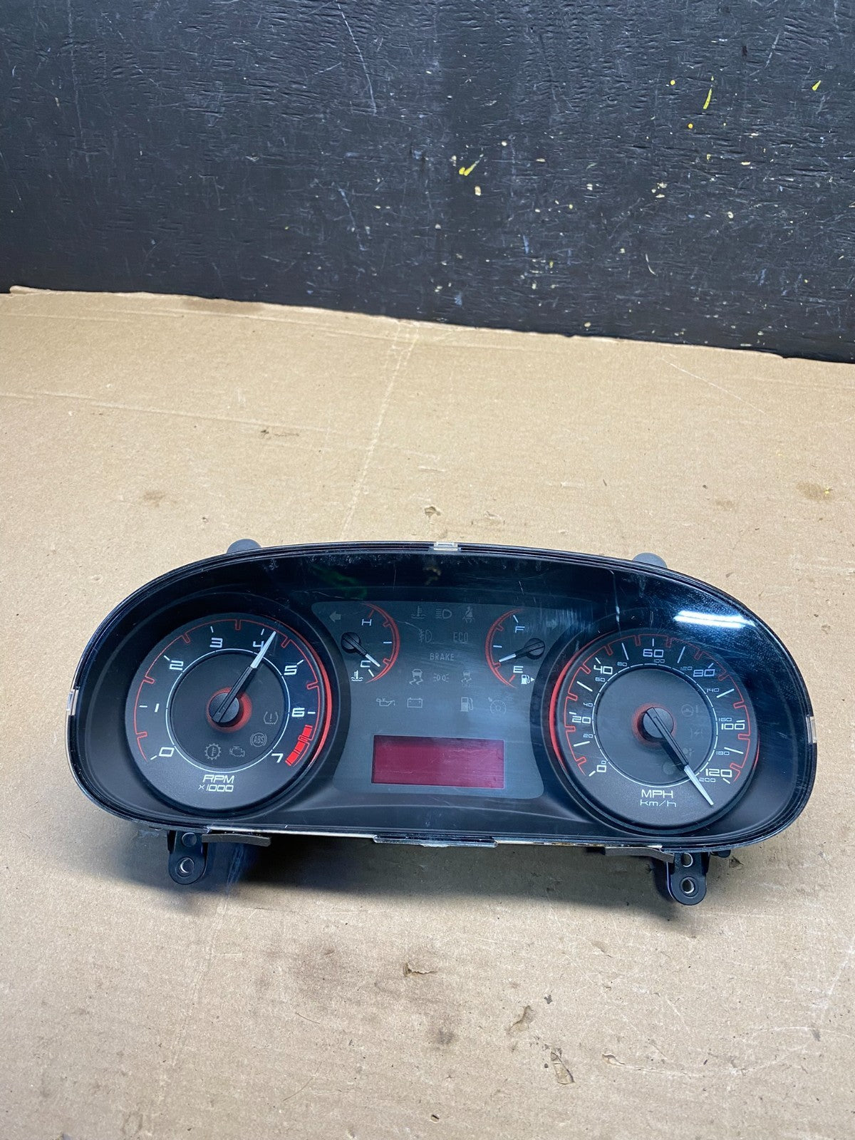 2013 - 2013 Dodge Dart Speedometer Instrument Cluster Gauges R2531 DG0
