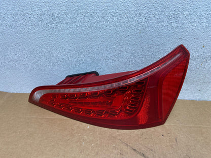 2009 to 2012 Audi Q5 Right Passenger RH Side Tail light AD6138 LK0