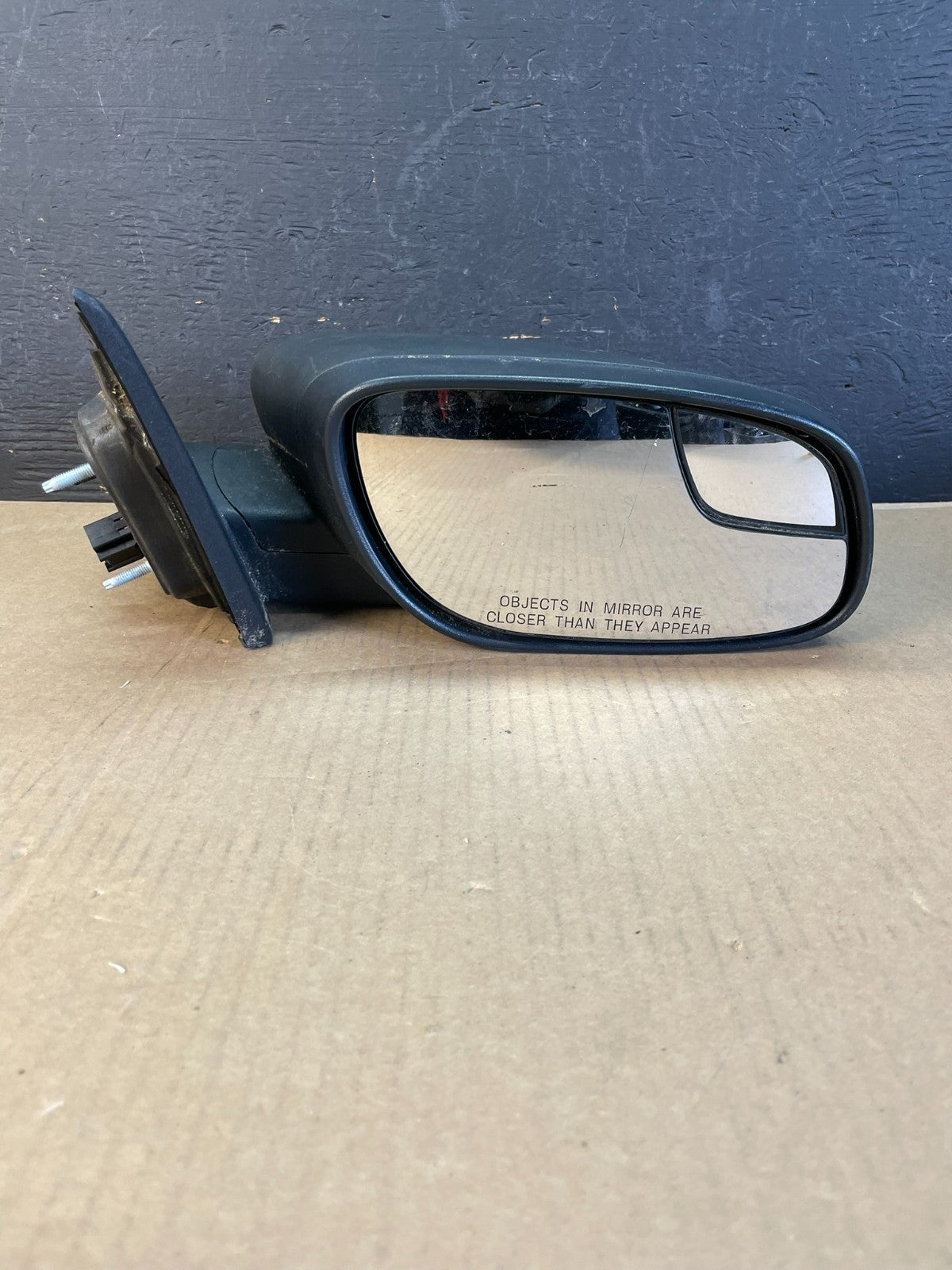 2010 to 2018 Ford Taurus Right Passenger View Door Mirror AD5542 DW4