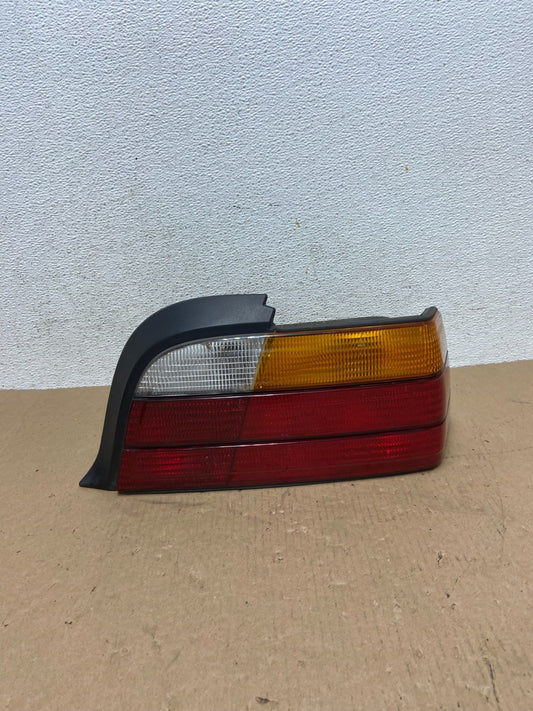 1992 to 1998 BMW 3-Series E36 M3 Coupe Right Passenger RH Tail Light AD6520 DW0