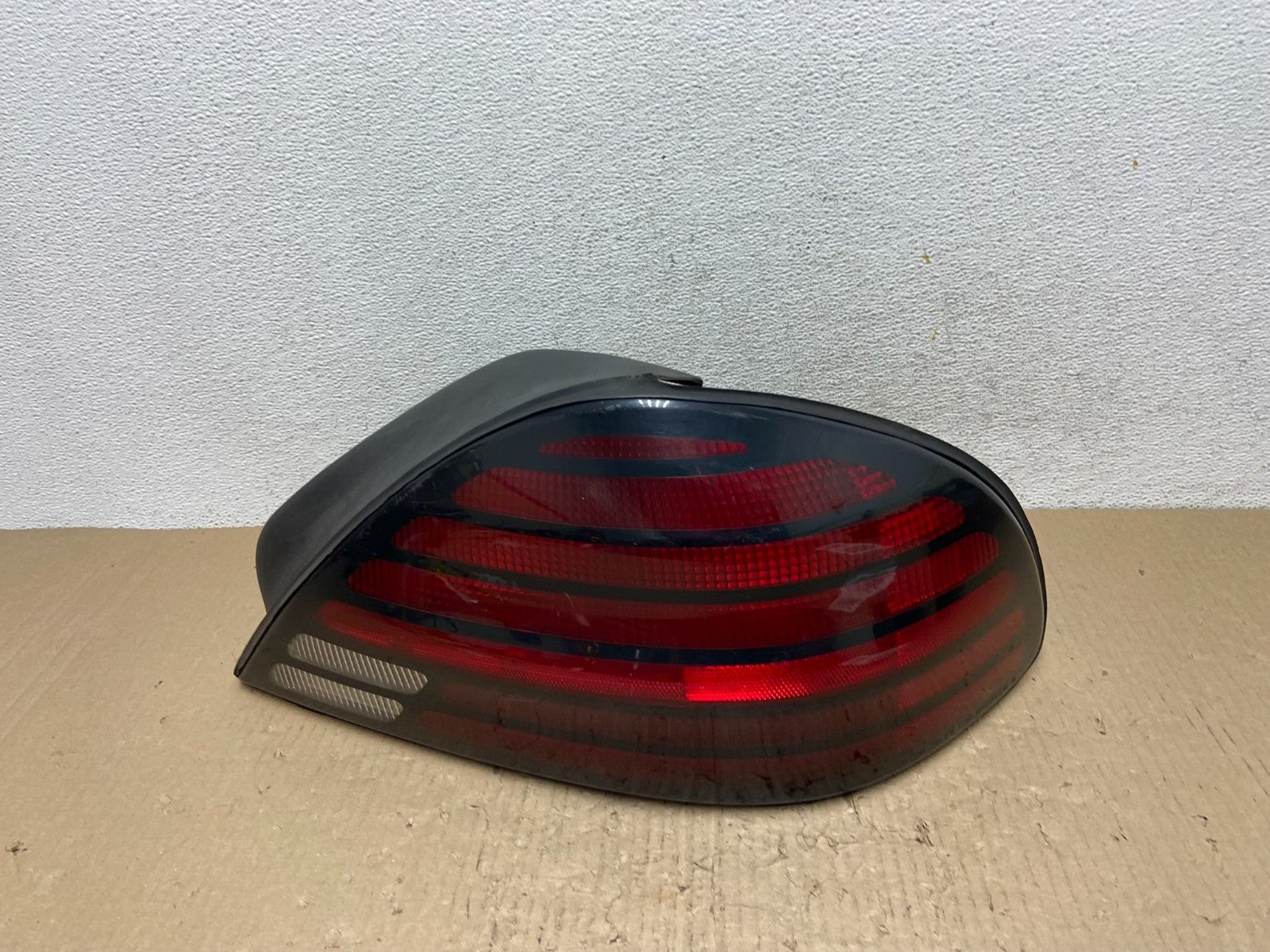 1999-2005 Pontiac Grand AM Right Passenger RH Side Tail Light AF2846 DG0