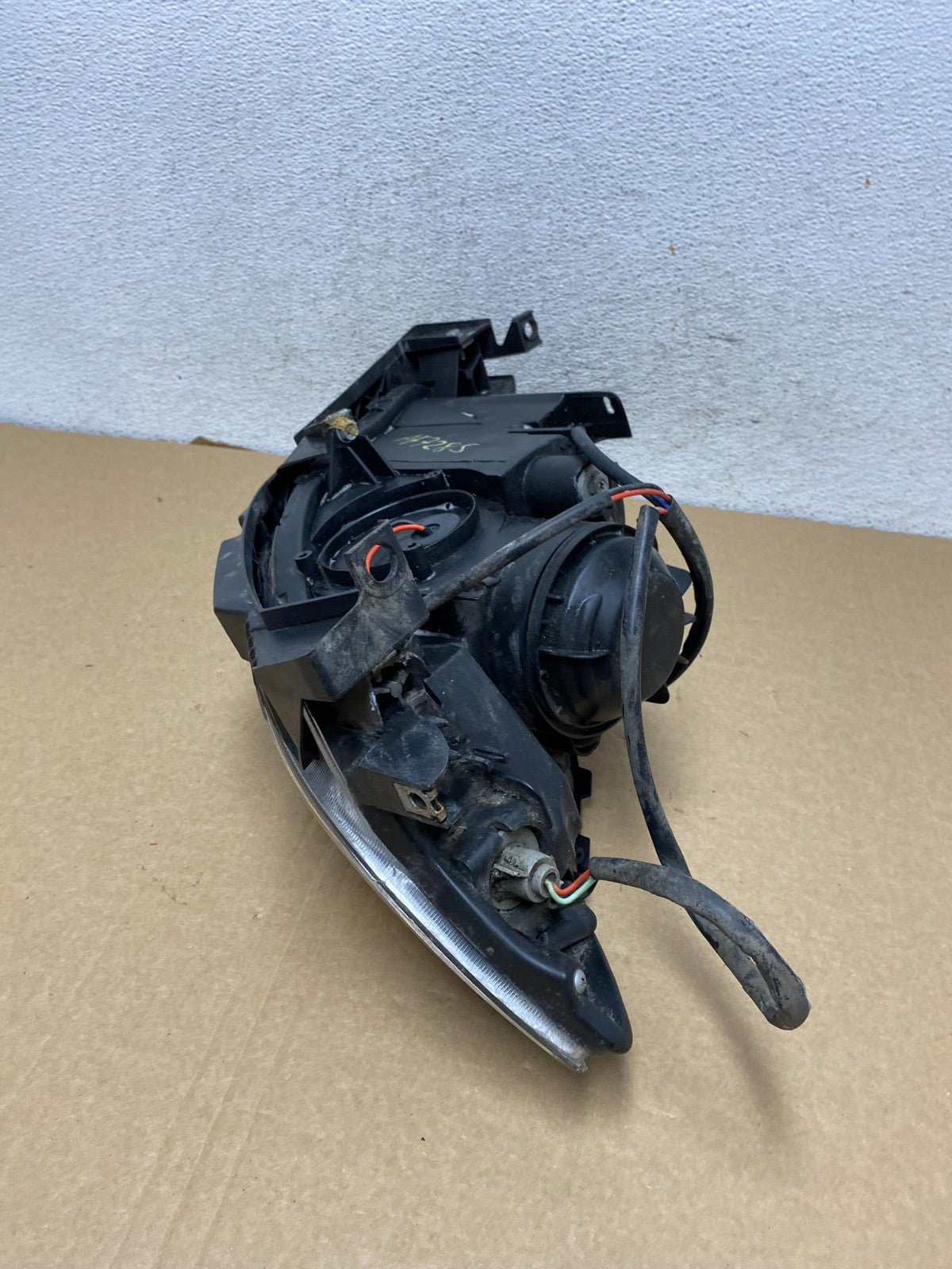 2008 to 2011 Subaru Impreza Right Passenger Side Halogen Headlight AF7285 DW6