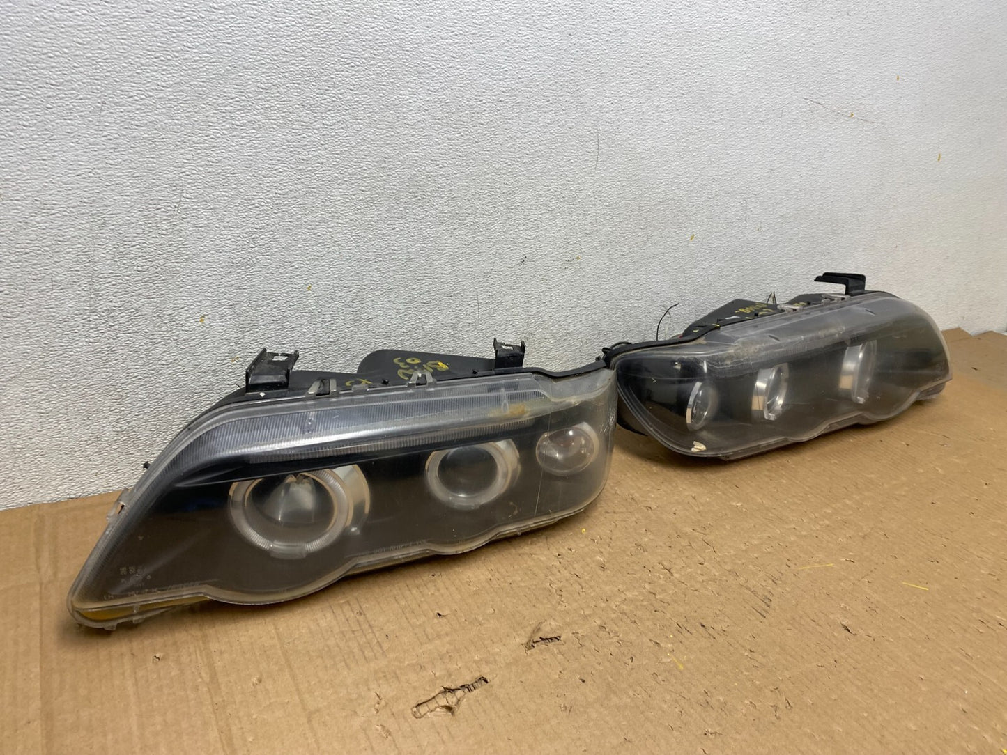 1999 to 2003 Bmw X5 E53 Headlight LEft+Right Set Side Xenon Hid H06952