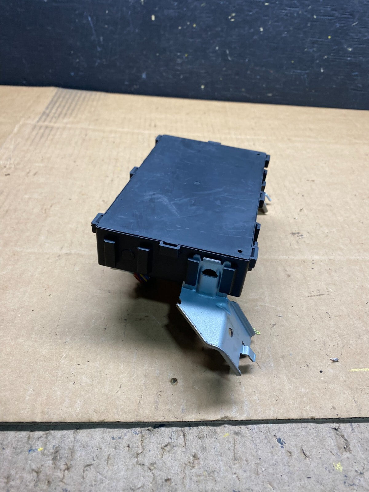 2011 - 2014 Nissan Quest Left Power Sliding Door Control Module N2819 DG2
