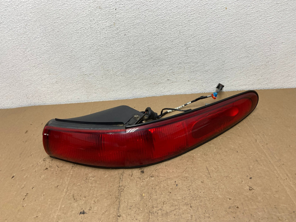 1996 to 1997 Mercury Sable Right Passenger RH Side Tail Light AC7321 LK0