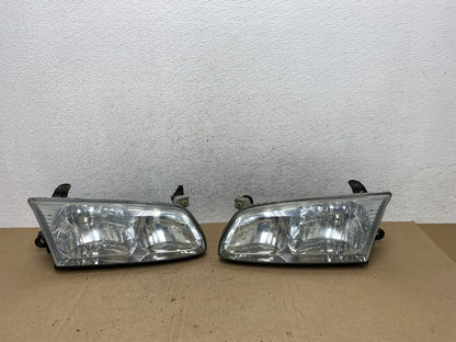 2000 to 2001 Toyota Camry Front Left+Right Side Headlights AE5979 DW0