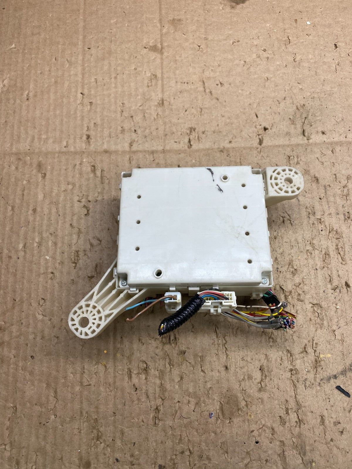 2011 to 2017 Honda Odyssey Cabin Fuse Box Panel 38230-TK8-A213 Y80080