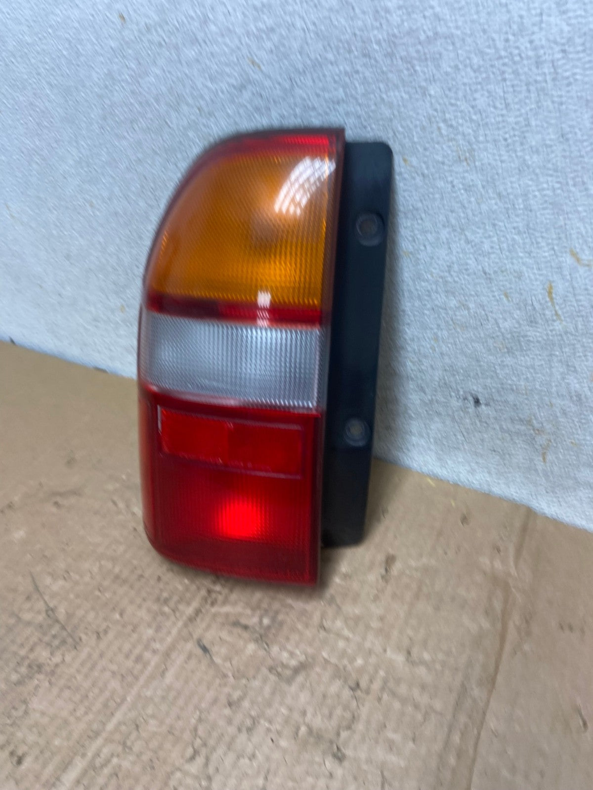 1999 to 2003 Suzuki XL-7 Vitara Left Driver LH Side Tail Light AI6852 LK1