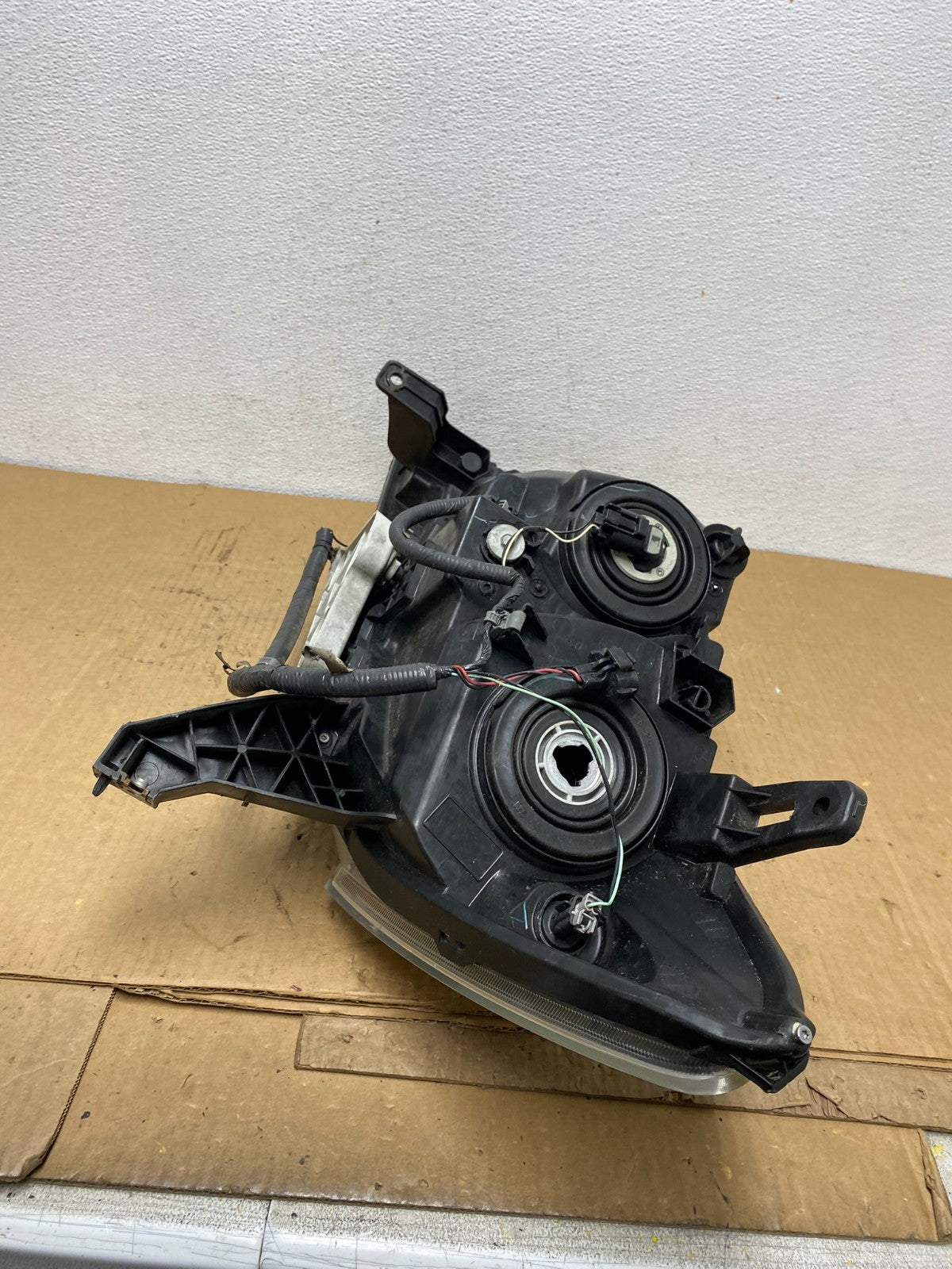 2013 to 2016 Nissan Pathfinder Right Passenger RH Side Headlight AC7724 DW6