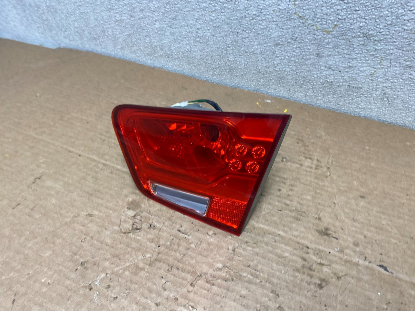 2010 to 2013 Kia Forte Right Passenger RH Side Tail Light Inner Oem Z2826 DW1