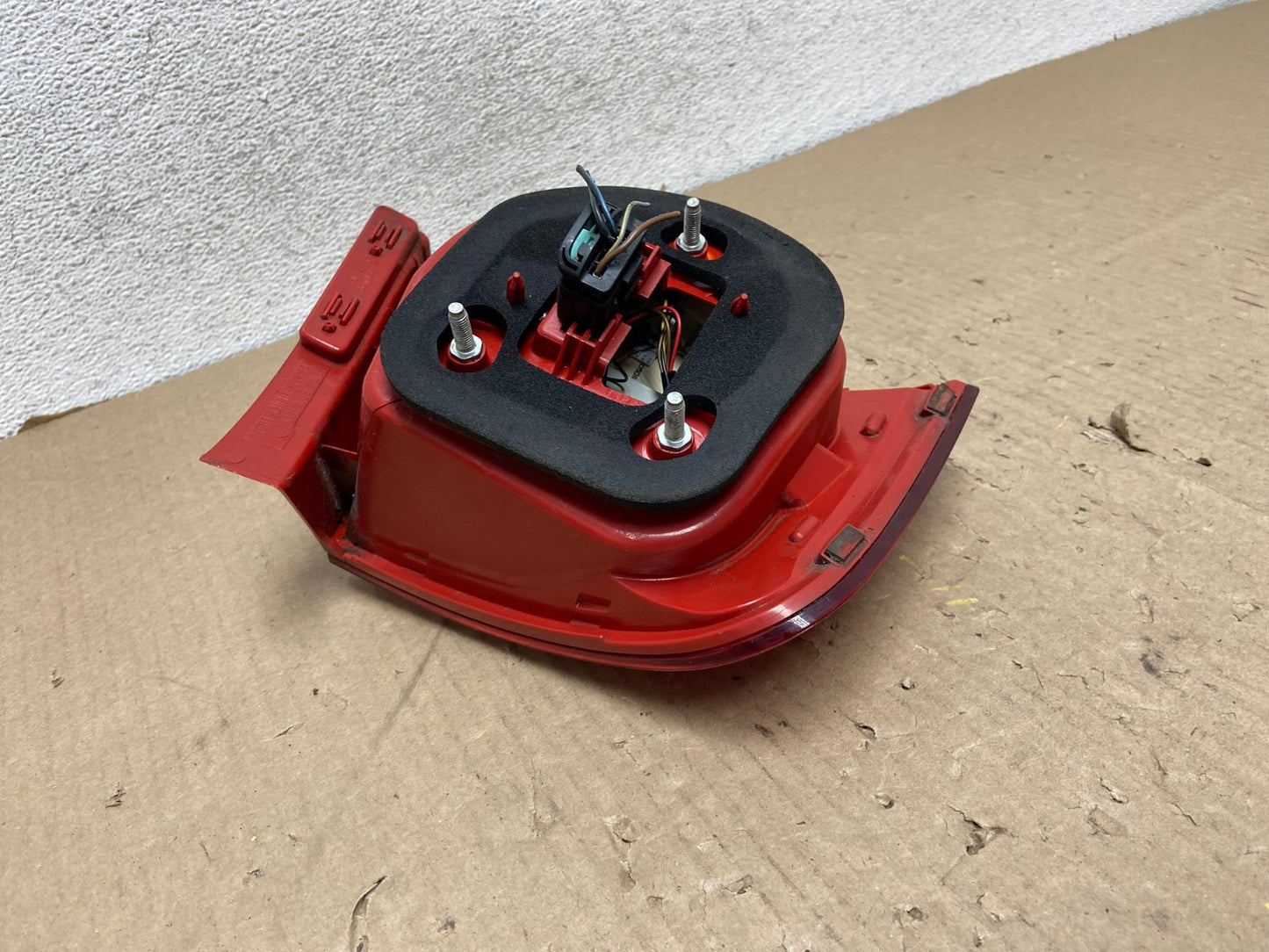2006 to 2010 Volkswagen Passat Sedan Right Passenger Tail Light AG8047 LK5