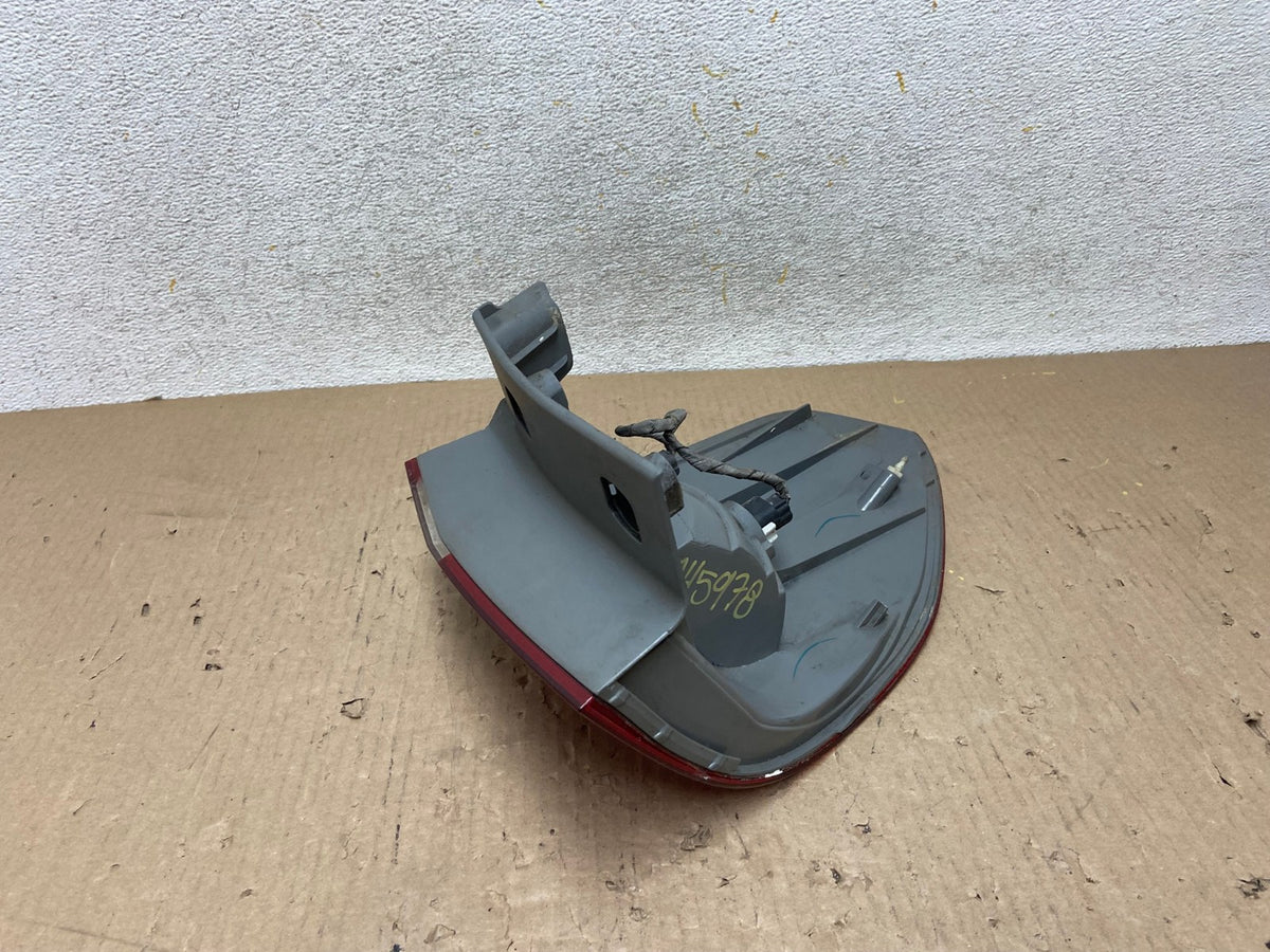 2005 2006 2007 Honda Odyssey Left Driver LH Side Tail Light AH5978 LK6
