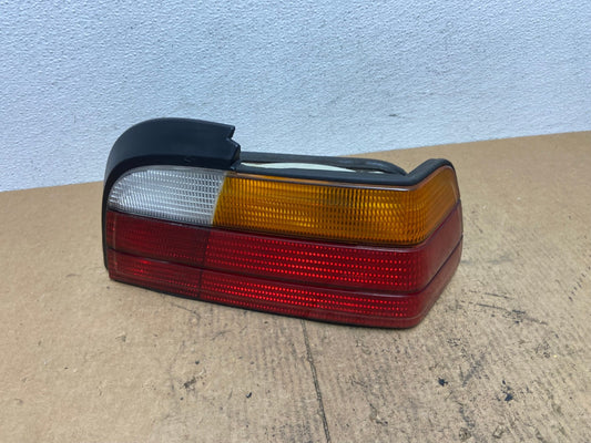 1992 to 1998 BMW 3-Series E36 M3 Coupe Right Passenger RH Tail Light AC3729 LK0