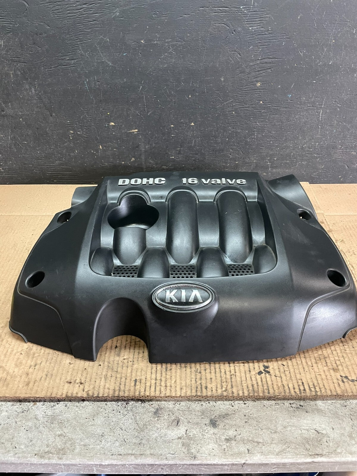 2005 to 2007 Kia Sportage 2.0L Engine Motor Cover J4201 PS0