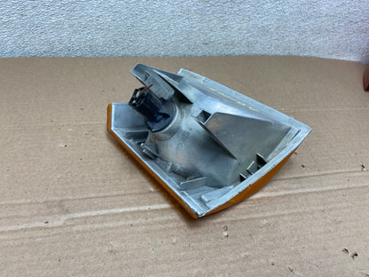 1995 - 1999 Land Range Rover Left Driver Front Corner Light Turn Signal AB12683