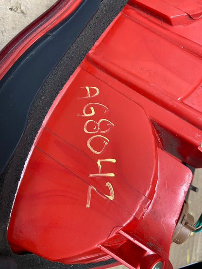2001 2002 2003 Toyota Rav4 Right Passenger Rh Side Tail Light AG8042 LK5
