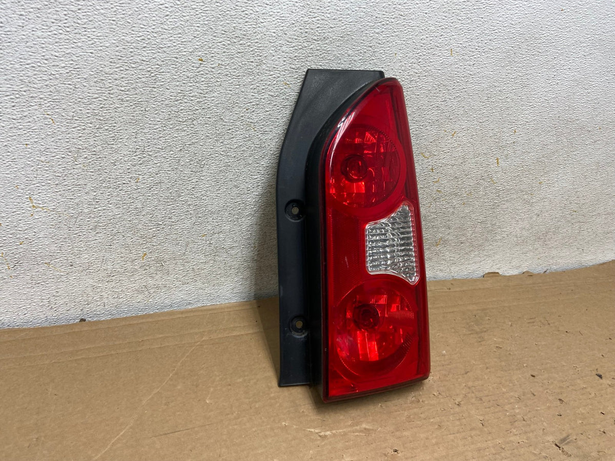 2005 to 2015 Nissan Xterra Right Passenger Rh Side Tail light DEPO AH8436 LK1