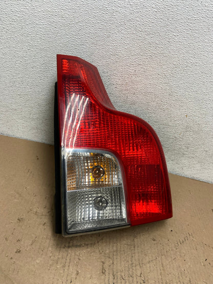 2007 to 2012 Volvo XC90 Right Passenger RH Side Lower Tail Light AF3259 LK2