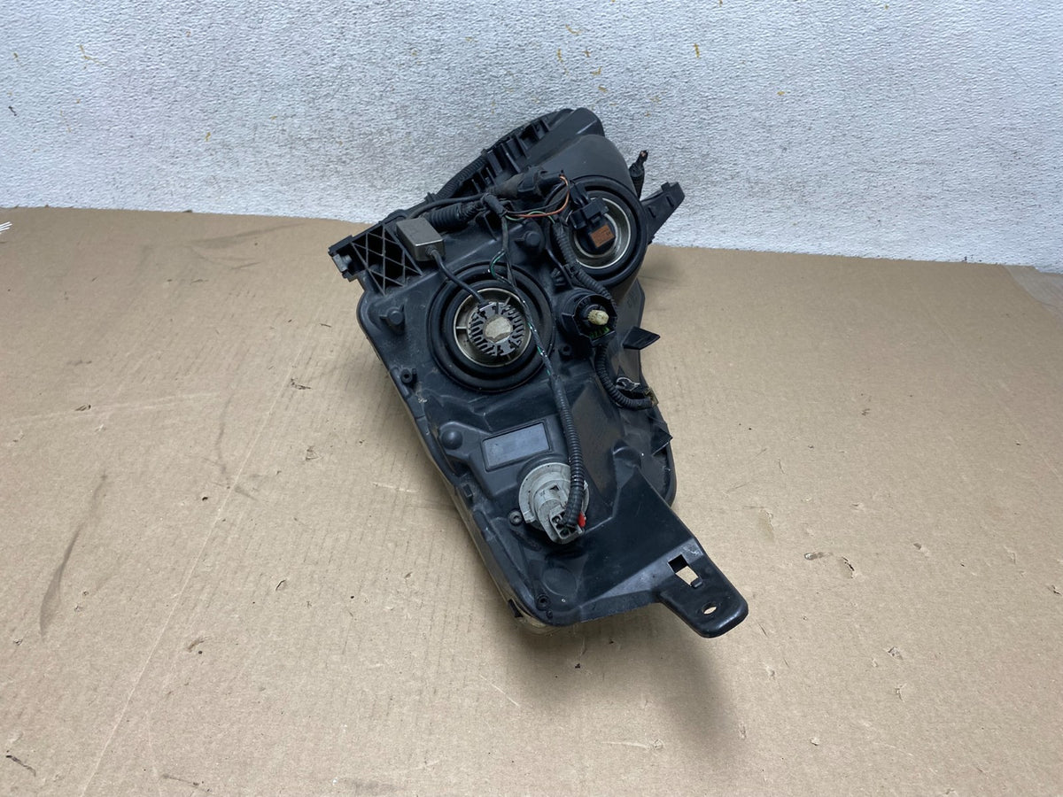 Sedan 2007 to 2009 Nissan Altima Right Passenger Halogen Headlight AH6721 DW9