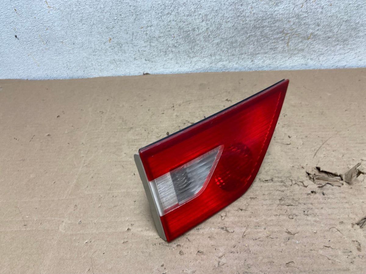 2004 2005 2006 Bmw X3 Left Driver Lh Inner Tail Light AI1112 LK2