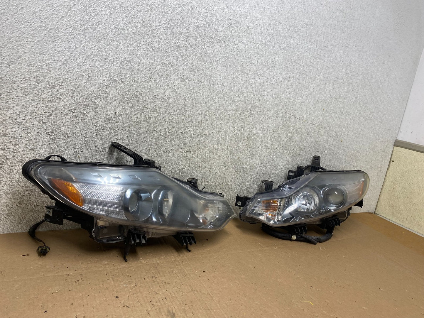 Halogen 2011 2012 2013 2014 Nissan Murano Headlights Left+Right T8265 DW2