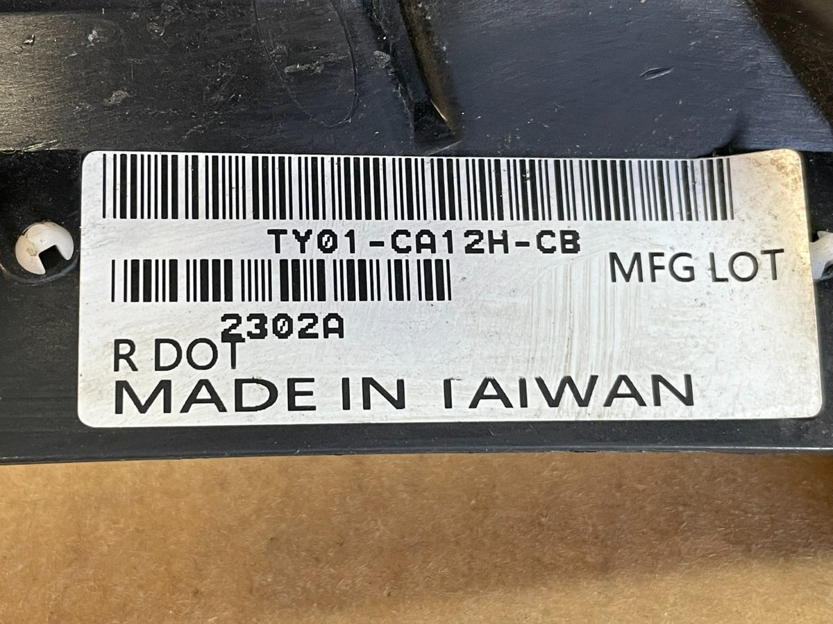 2012 to 2014 Toyota Camry Hybrid Front Upper Grill Grille AH0339 DG5