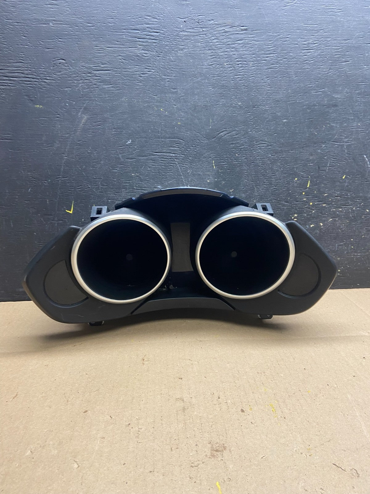 1998 to 2001 Subaru Forester Speedometer Instrument Cluster Gauges T9220 DG0