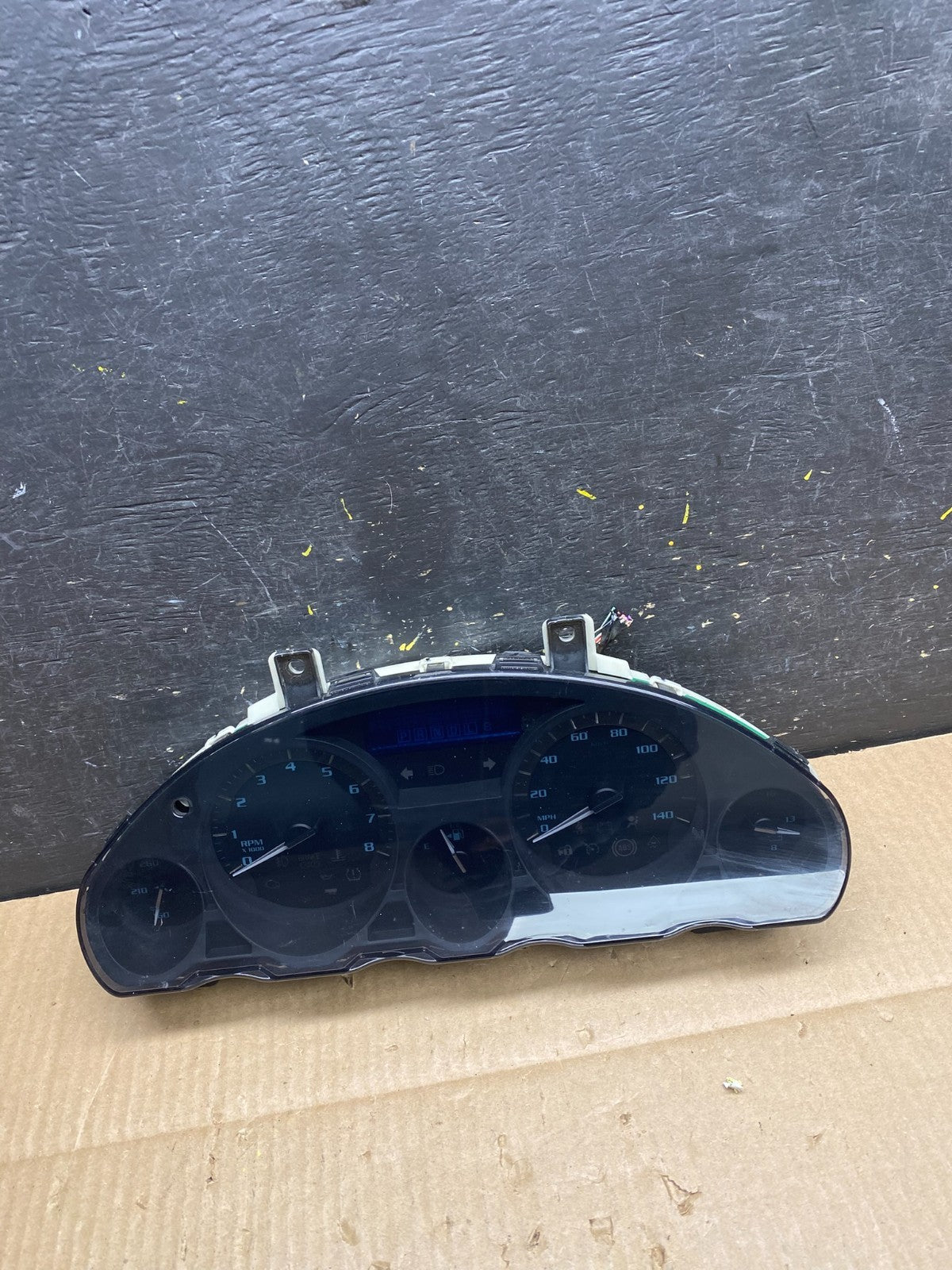 2008 to 2012 Buick Enclave Instrument Gauge Cluster Speedometer v1433 DG0