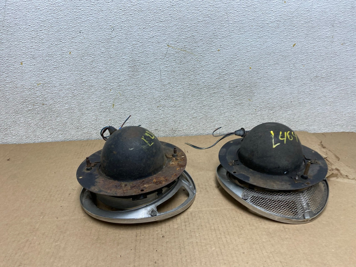 1982 to 1987 Jaguar XJ6 Halogen Front Headlights L46416