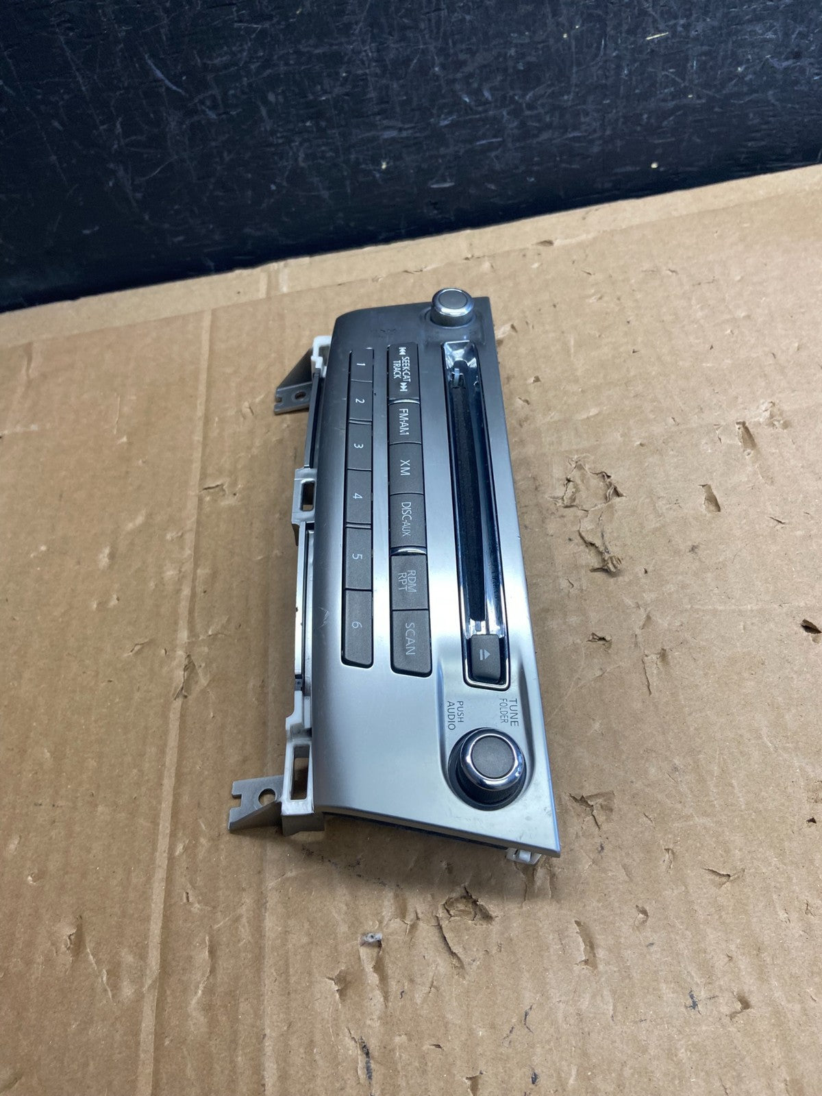 2013 2015 Infiniti JX35 Dashboard Center Radio AM/FM CD Player ad2189 DG2