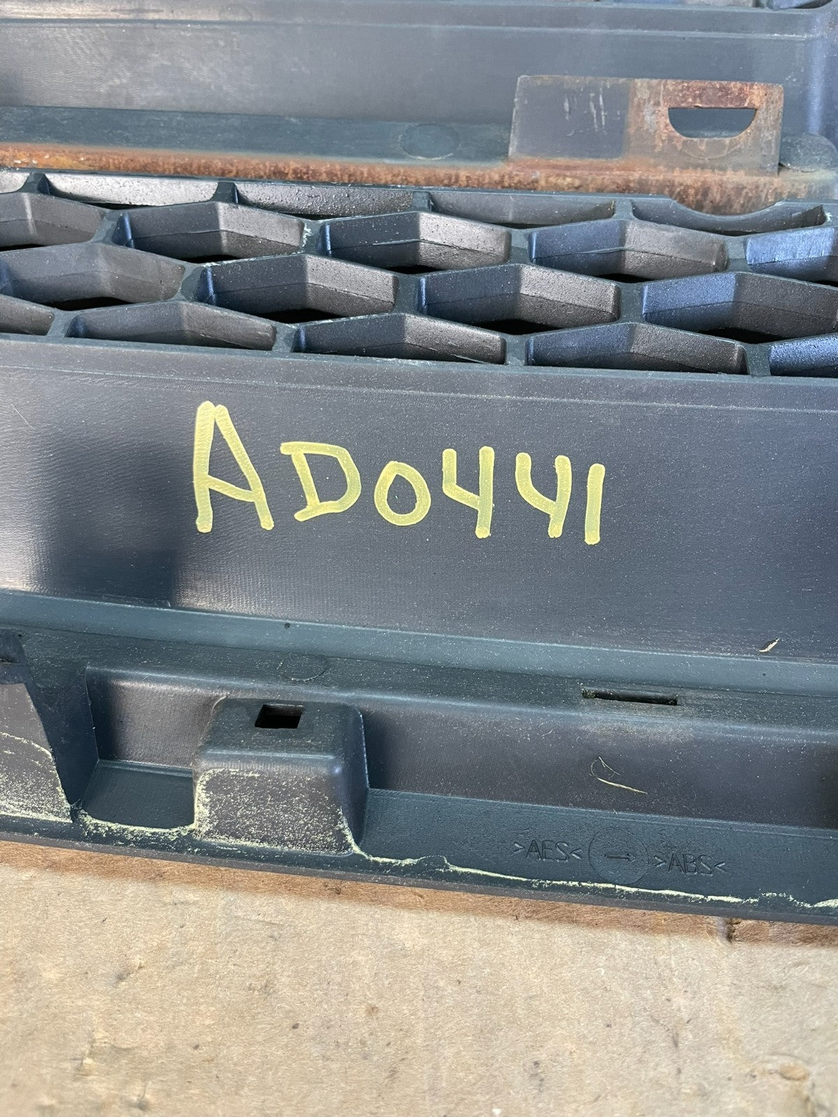 2003 2004 2005 Honda Pilot Front Upper Grill Grille AD0441 DG8