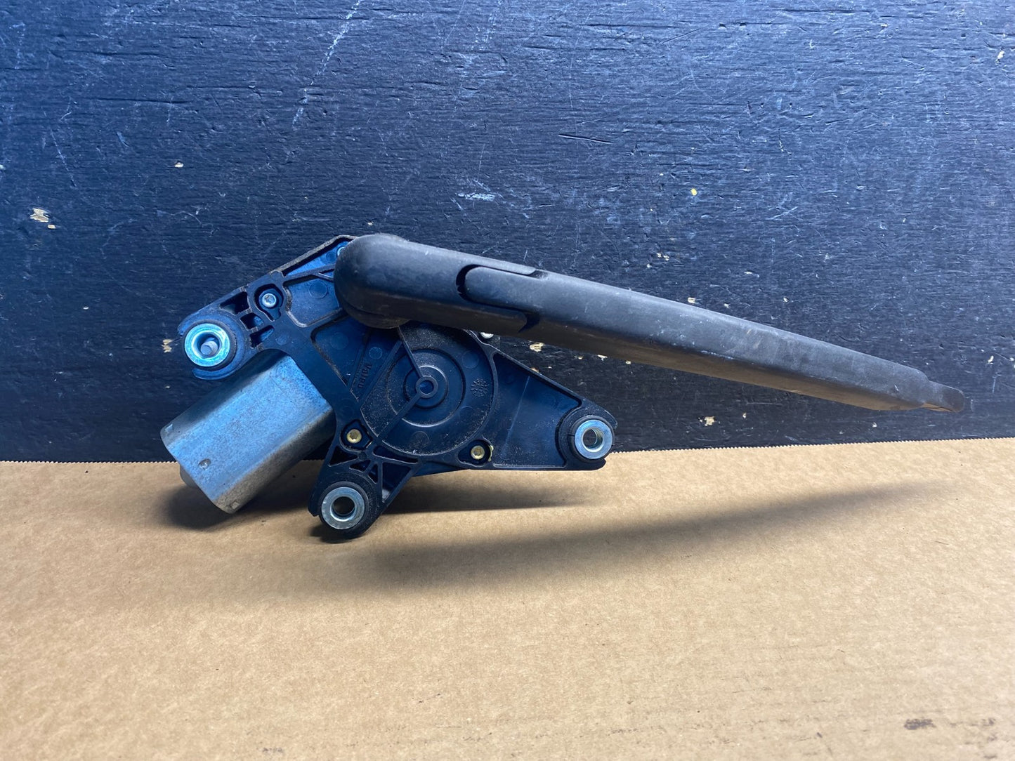 2013 - 2022 Chevrolet Trax Rear Wiper Motor AA09480