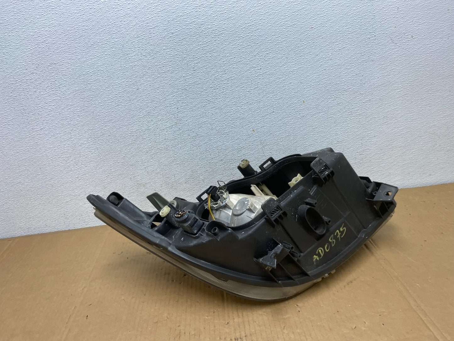 2007 to 2013 Mercedes Sprinter Headlight Left Driver Side Halogen AD0875 DW7