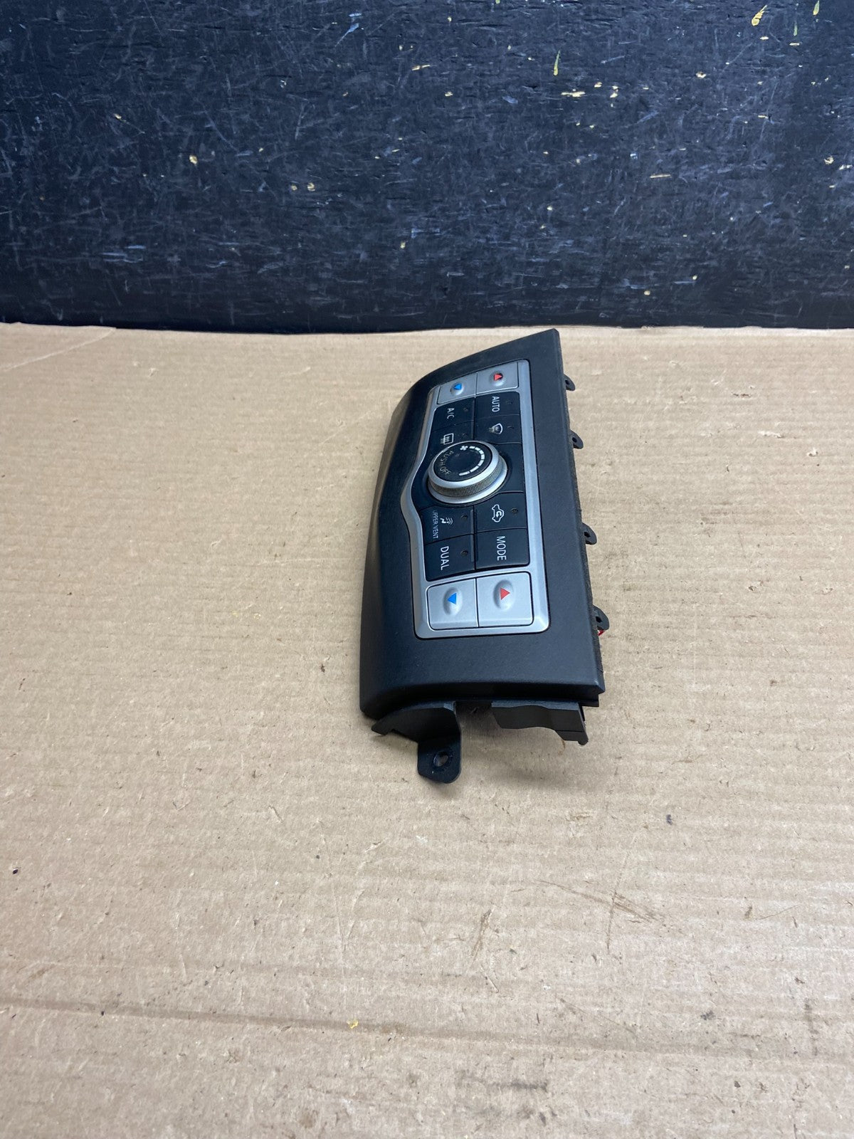 2009 - 2012 Nissan Murano Temperature Climate A/C AC Control Panel ah1554 DG2