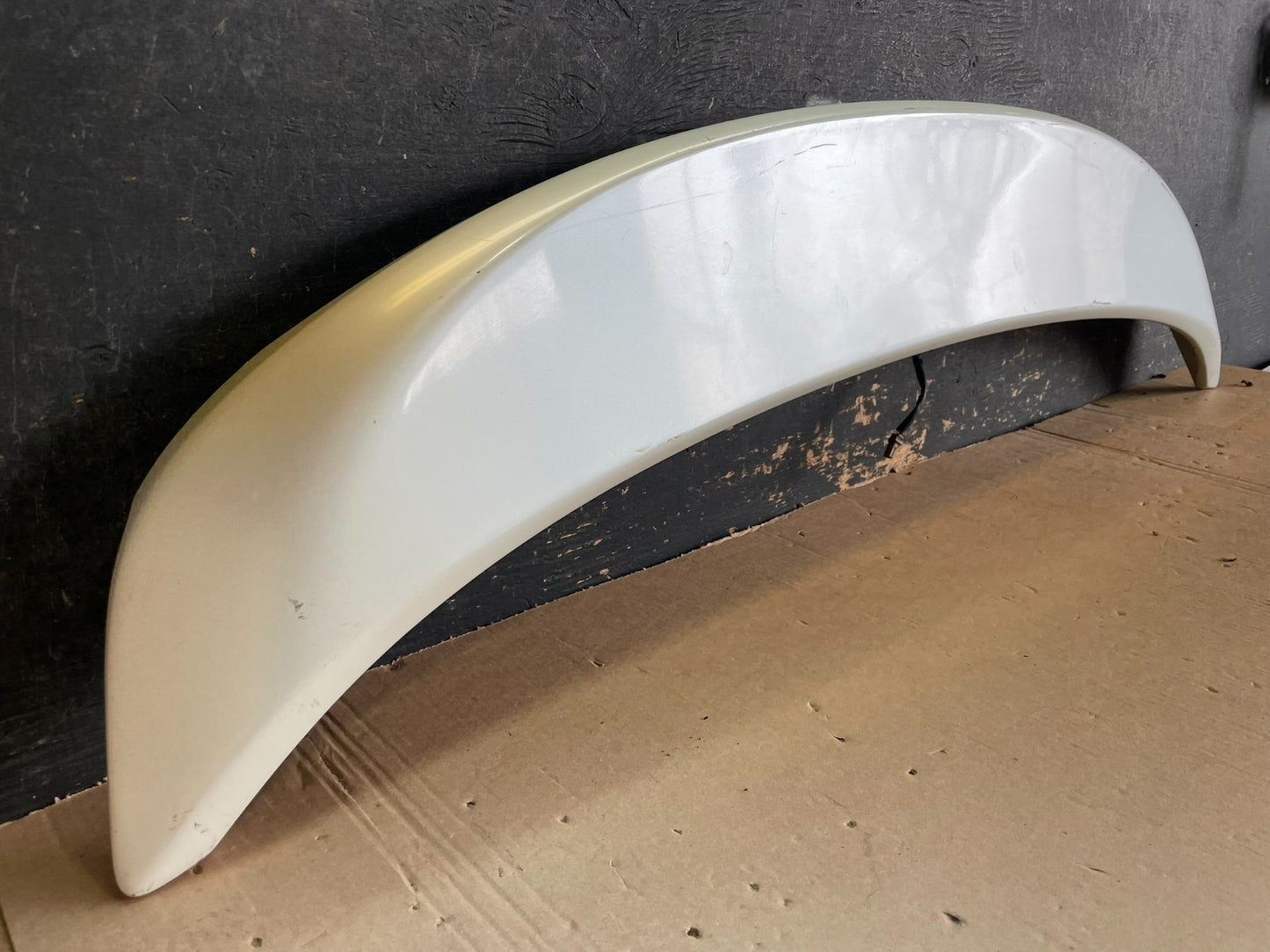 2002 to 2004 Infiniti i35 Rear Tailgate Liftgate Spoiler Wing W/ Light AA19391