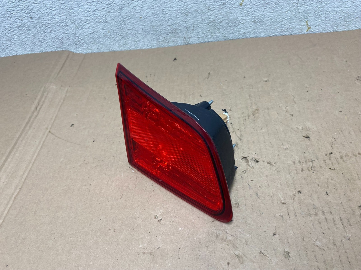 2010-2014 Subaru Legacy Left Driver LH Side Tail Light Inner OEM R1261 DW1